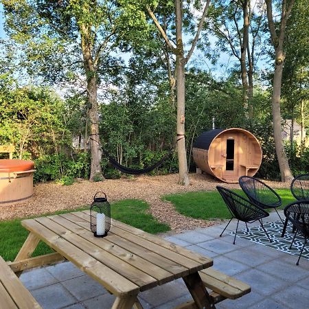 Retro Chic Wellness Met Hottub & Sauna Ewijk Exteriör bild