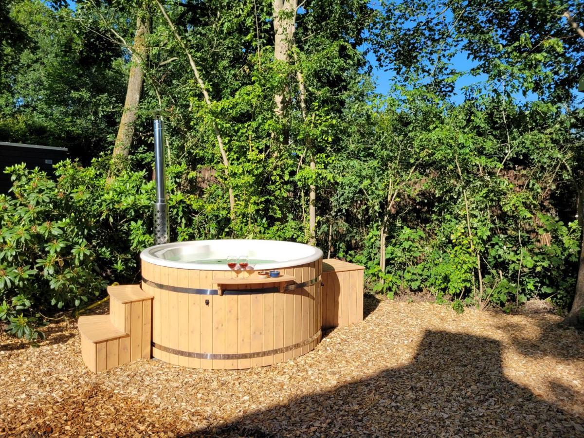 Retro Chic Wellness Met Hottub & Sauna Ewijk Exteriör bild